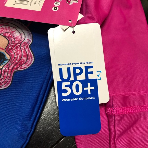 L.O.L. Surprise UPF Style Queens 2-Piece Metallic Swim Suit - Picture 11 of 14